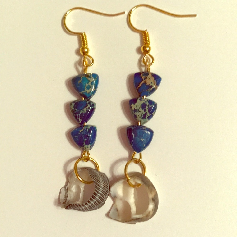Shell Earrings. - image 1